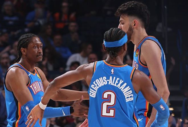 占据主导地 占据主导地