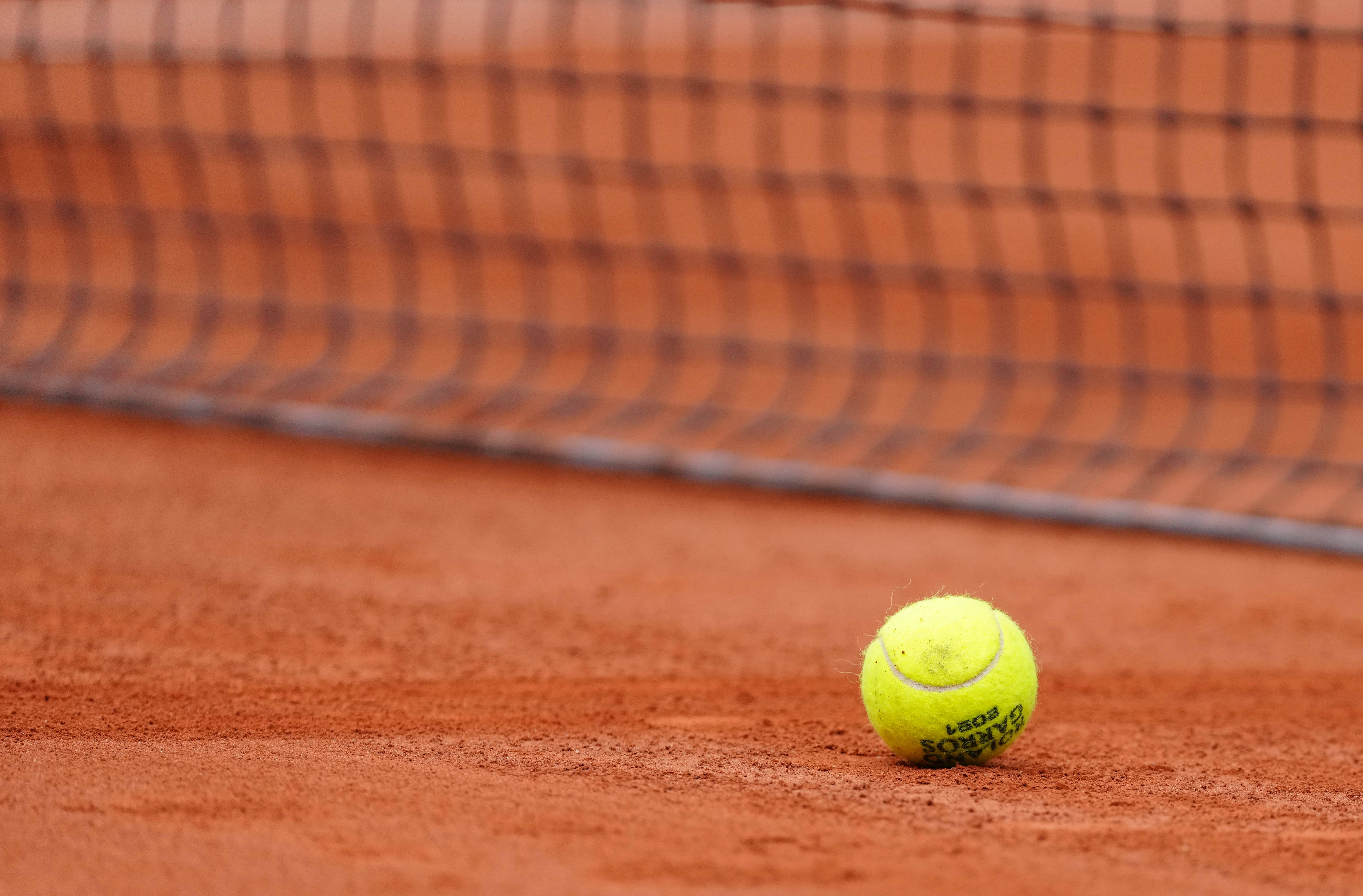 随即调整为 随即调整为