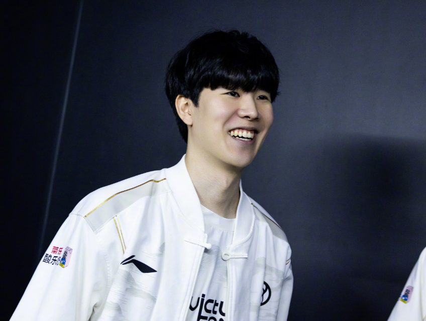 续出现纵深 续出现纵深